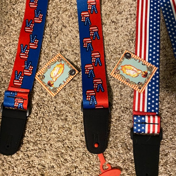 NEW Two patriotic guitar straps - Picture 4 of 4